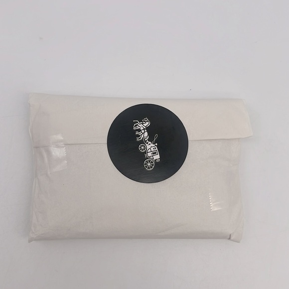 Coach Heart Card Case Rouge Multi - Picture 12 of 13